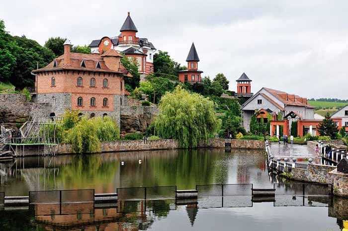 Ландшафтний парк в селі Буки