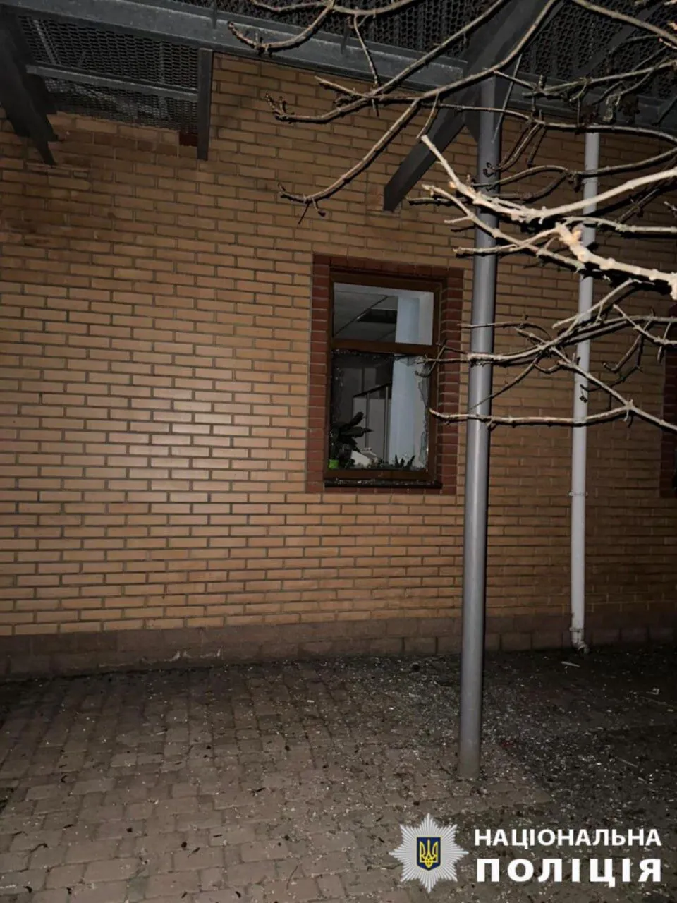 Пошкоджено школи та дитсадок: у КОВА розповіли про наслідки російської атаки на Київщину. Фото