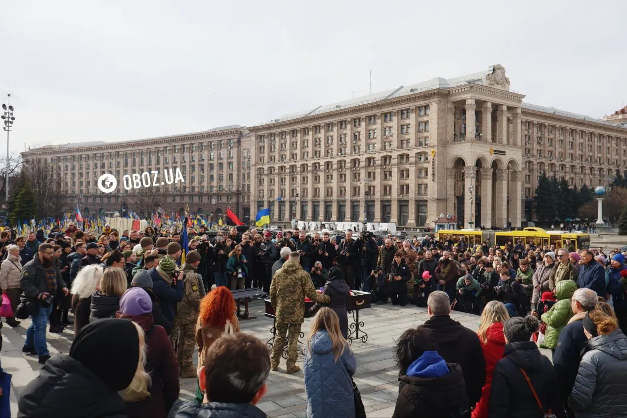 У Києві попрощались із захисником України Василем Ратушним. Фото та відео
