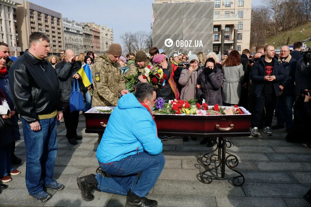 У Києві попрощались із захисником України Василем Ратушним. Фото та відео