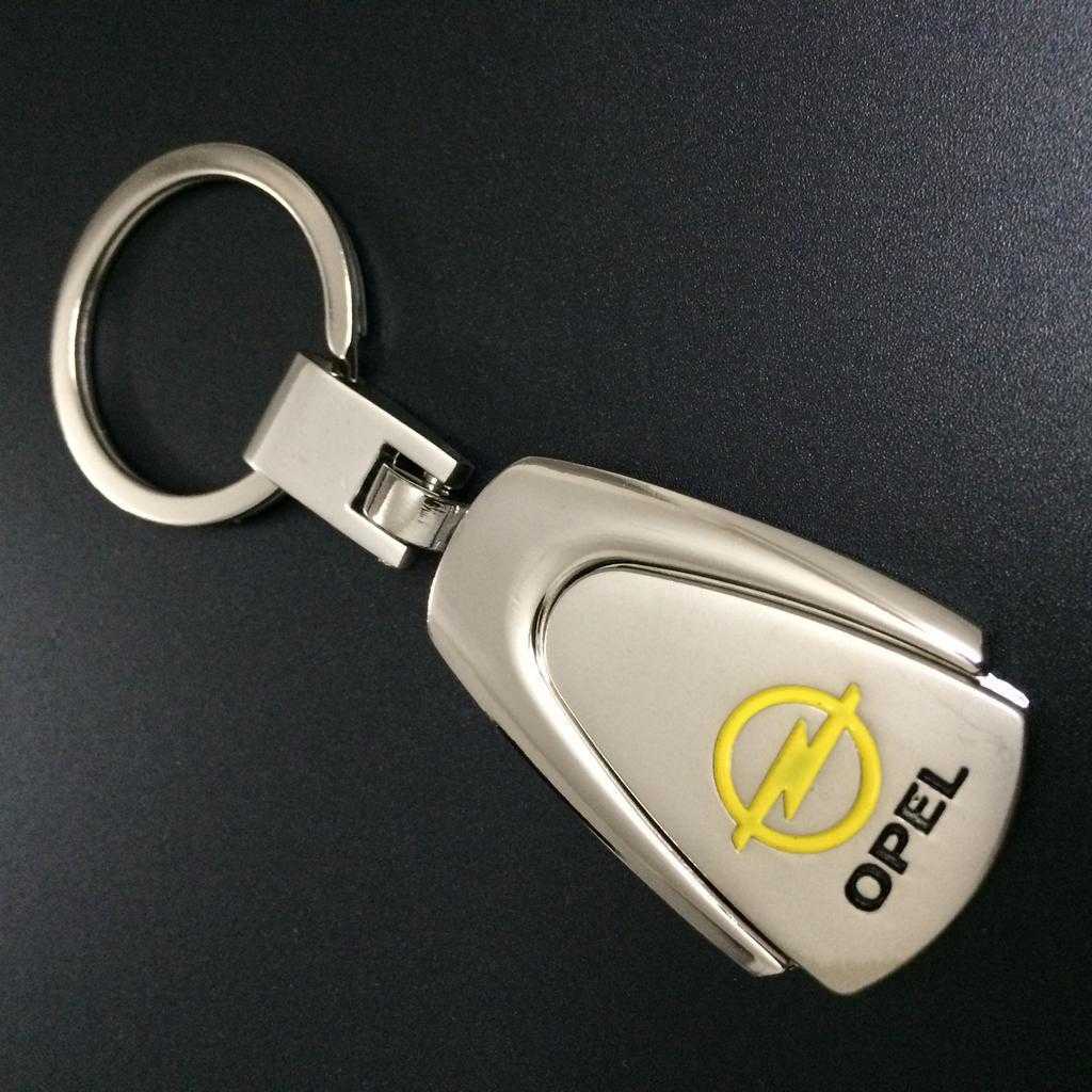 брелок Opel