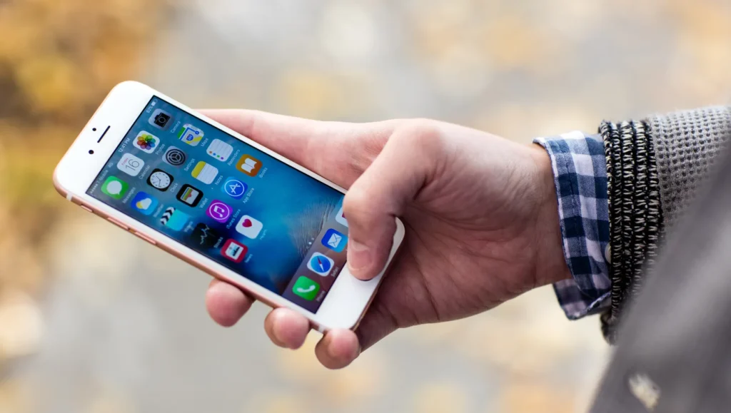 б у iPhone
