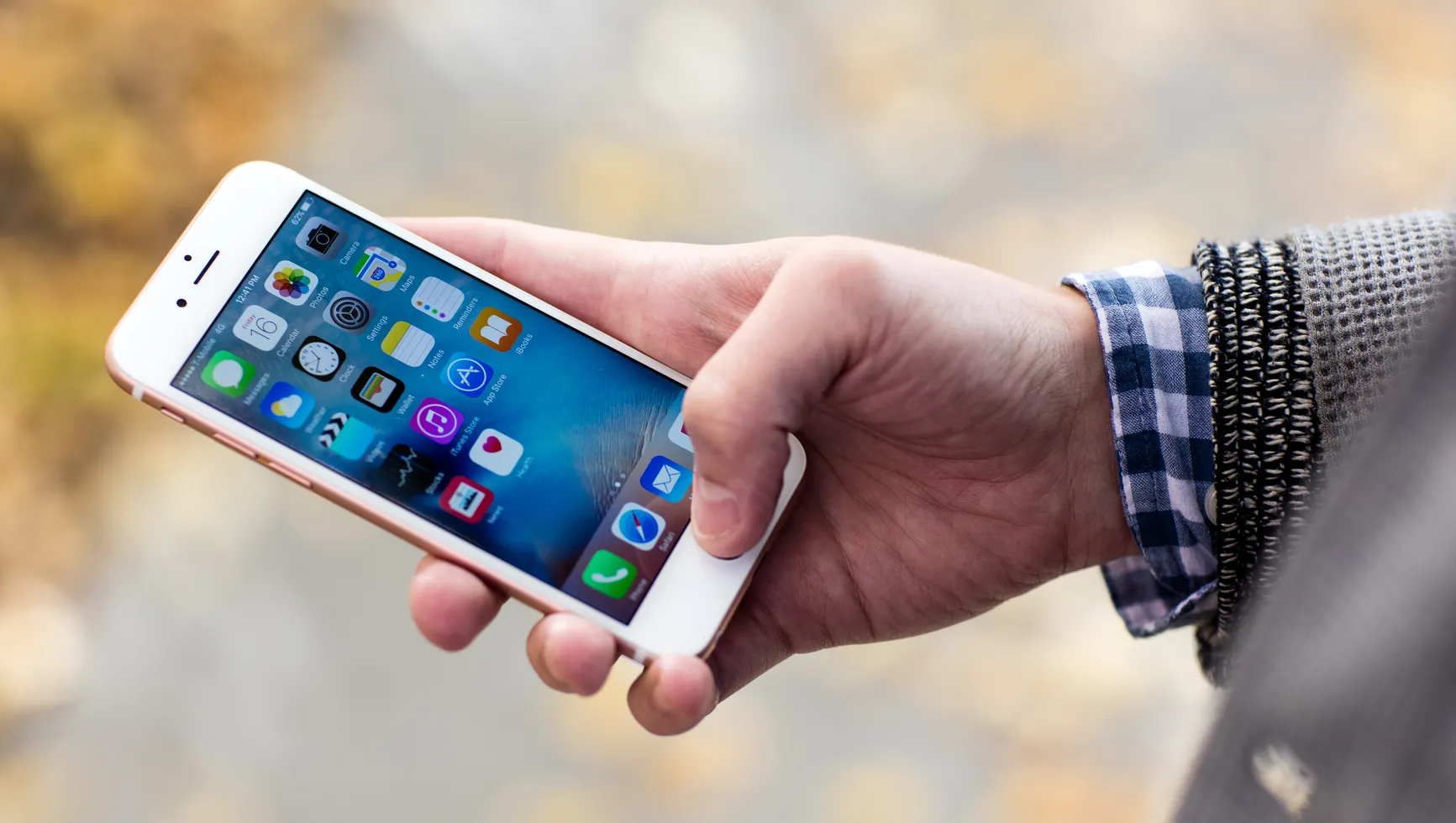 б у iPhone