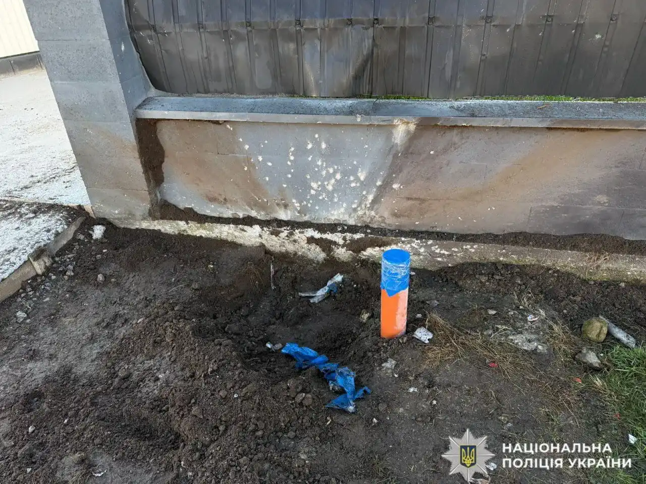 У приватному секторі Броварів стався вибух, є постраждалий. Подробиці теракту, фото та відео