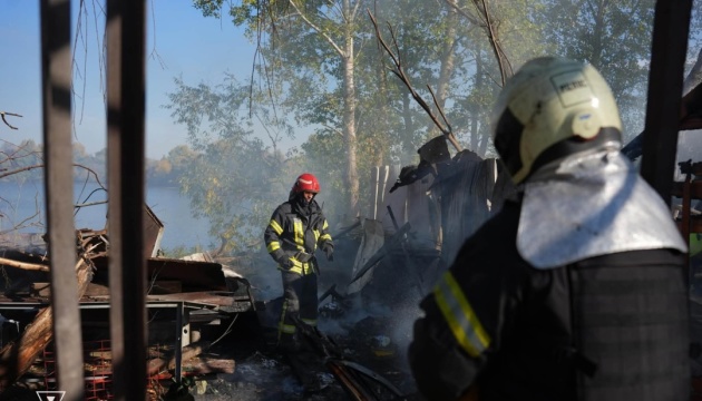 Київ: 7 постраждалих від удару РФ по ресторану на Оболоні.