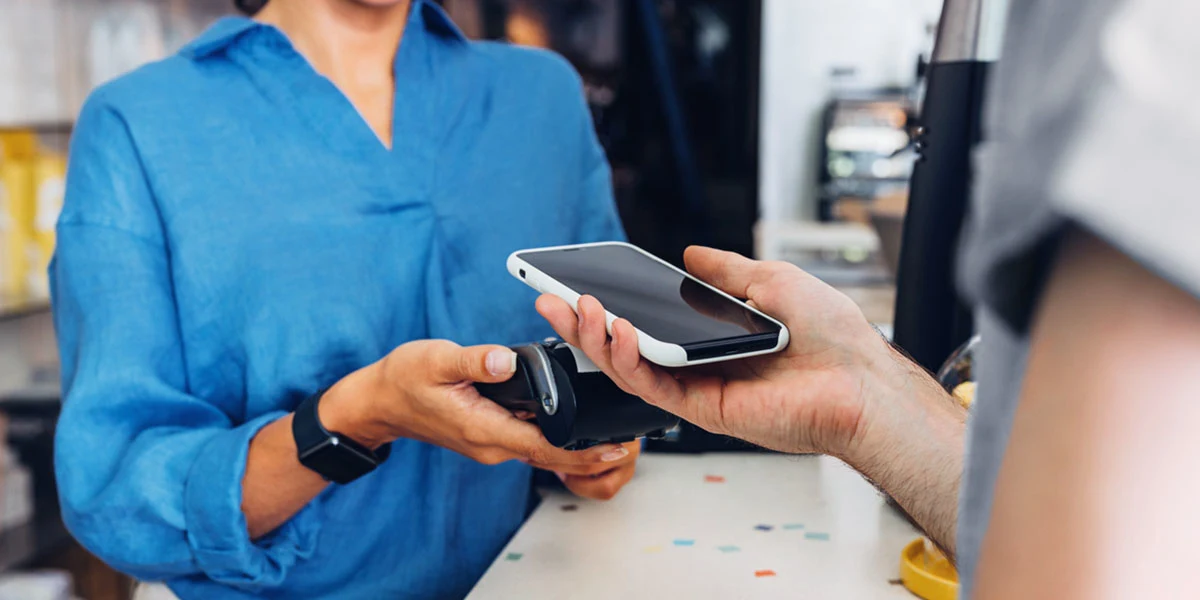 Смартфони з NFC та пам’яттю 256 ГБ